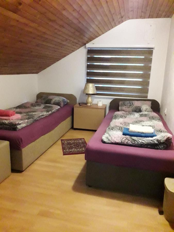 Hostel Topic バニャ・ルカ エクステリア 写真